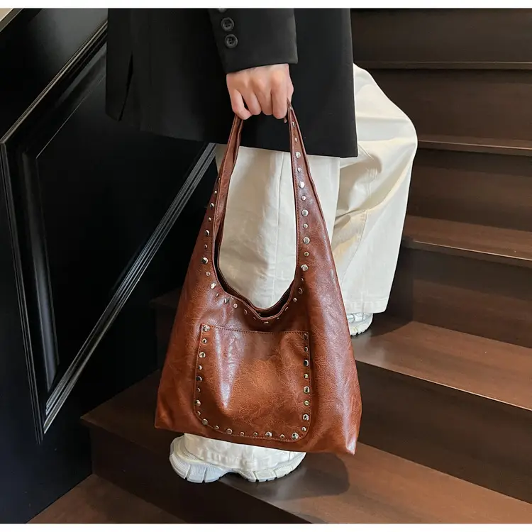 Retro Rivet Leather Shoulder Bag for Women — feature 26