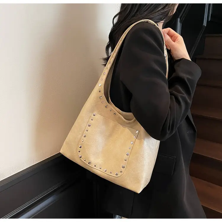 Retro Rivet Leather Shoulder Bag for Women — feature 28