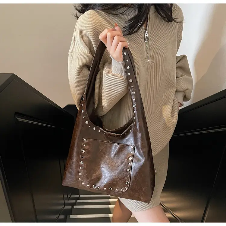 Retro Rivet Leather Shoulder Bag for Women — feature 29