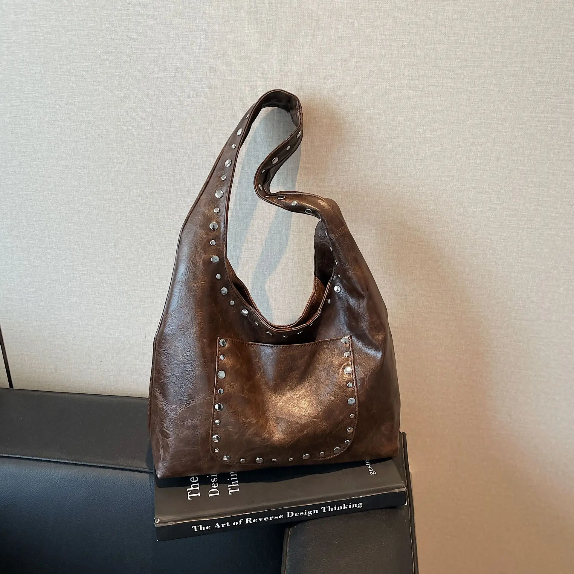 Retro Rivet Leather Shoulder Bag for Women - Image 4