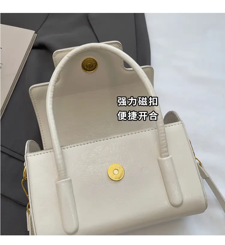 Korean Retro Small Square Handbag Maroon 2025 — feature 6