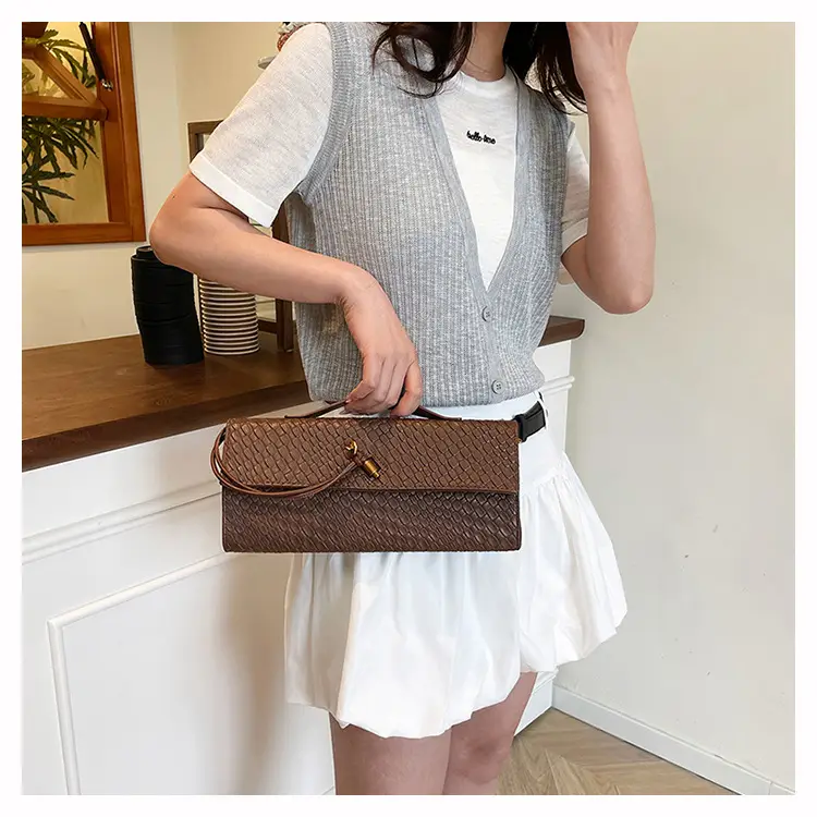 Gold Woven Crossbody Bag for Women 2025 — feature 49