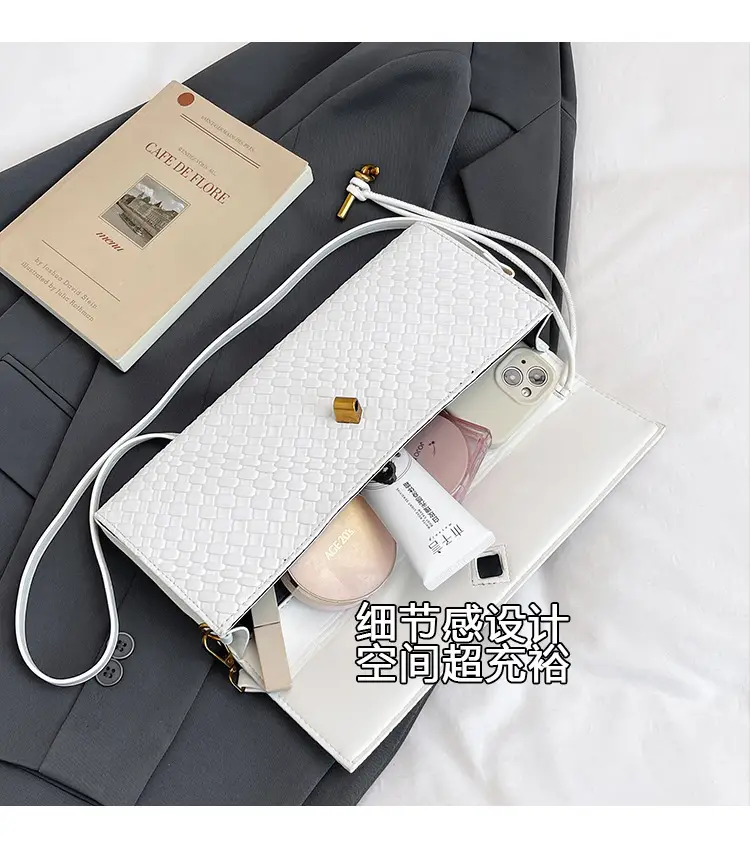 Gold Woven Crossbody Bag for Women 2025 — feature 7