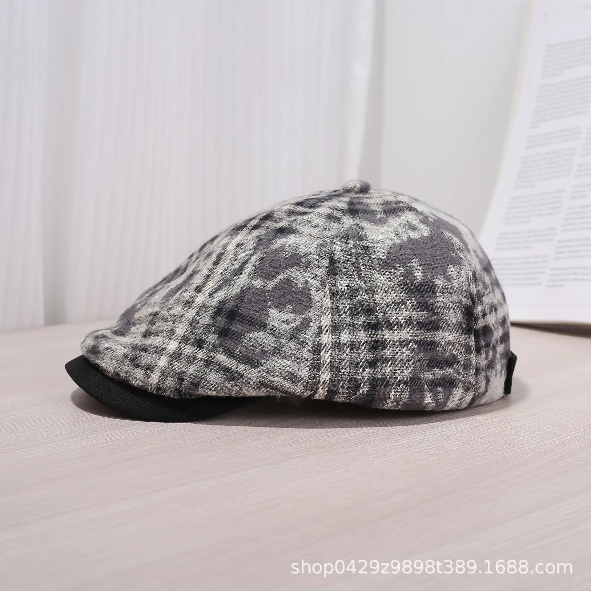 Korean Plaid Tie-Dye Hats for Women Large Circumference — feature 8