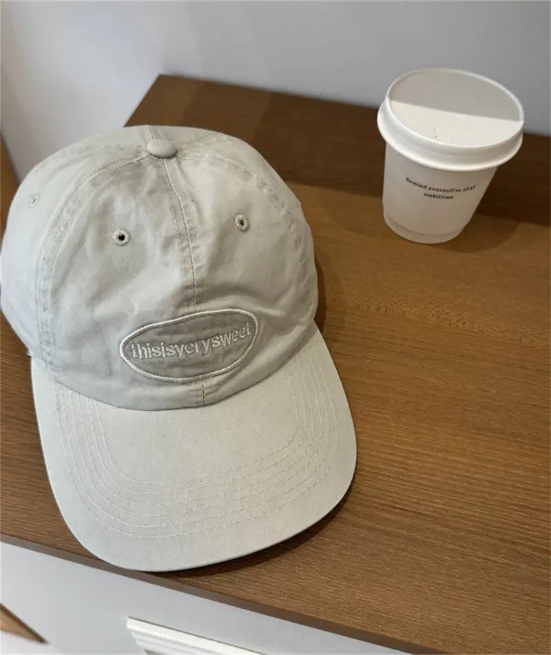 Women Beige Face-Slimming Baseball Cap