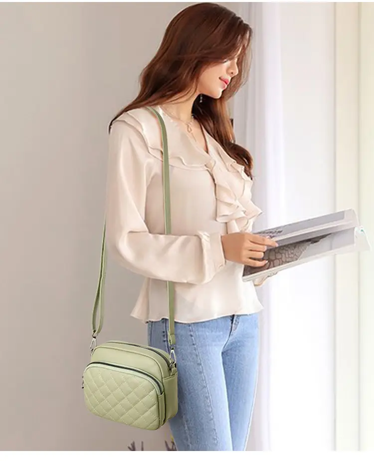 Women's Black Quilted Shoulder Crossbody Bag 2025 — feature 12