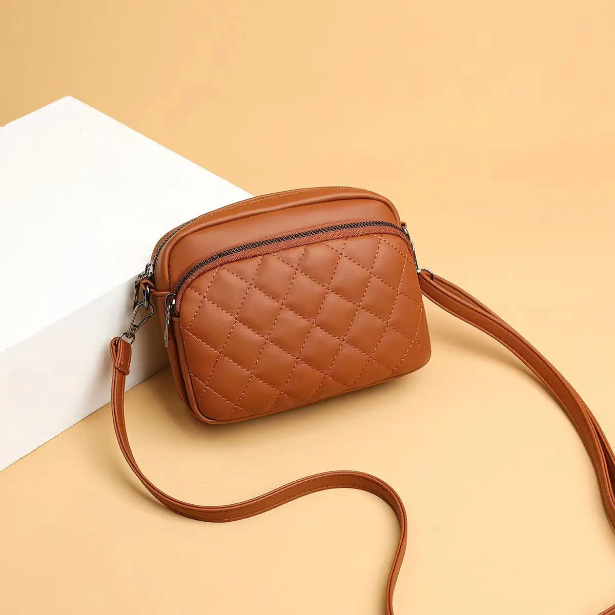 Women's Black Quilted Shoulder Crossbody Bag 2025 - Image 4