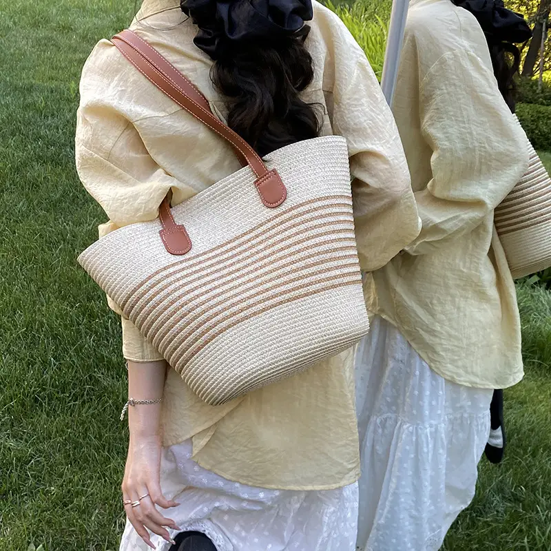 Women's Pastoral Woven Shoulder Bag with French Bow Handle - Image 5