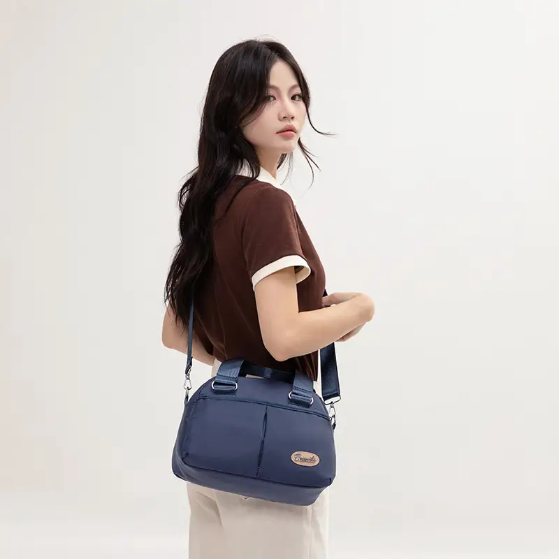 Lightweight Korean Style Handbag for Women - Image 9