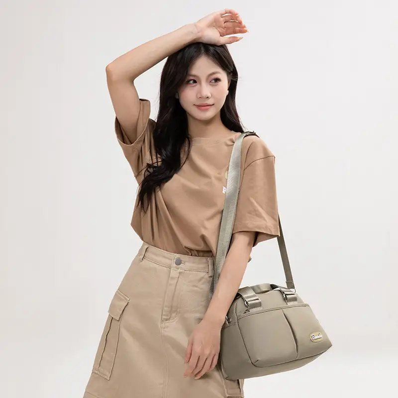 Lightweight Korean Style Handbag for Women - Image 11