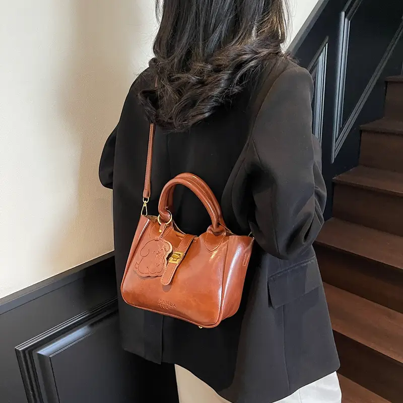 Women's Brown Leather Shoulder Bag with Gold Plated Handles - Image 8