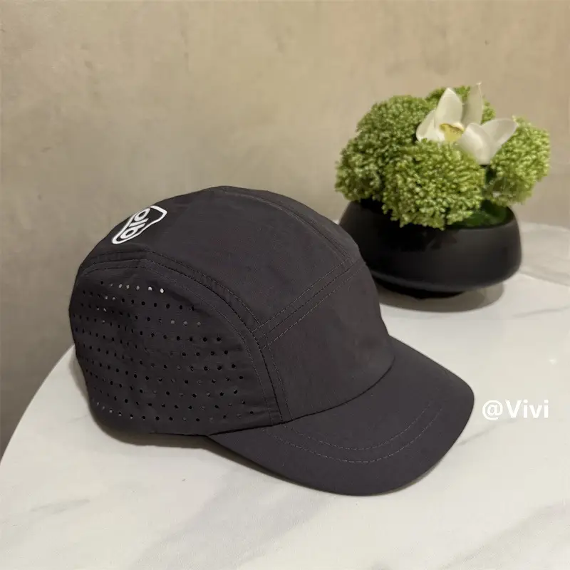 Unisex Short Brim Baseball Cap Mesh Breathable Summer