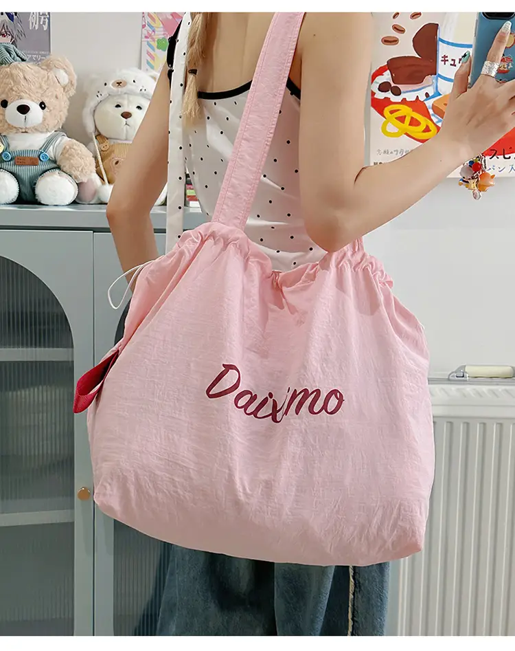 2025 Summer Blue Printed Nylon Shoulder Bag — feature 7