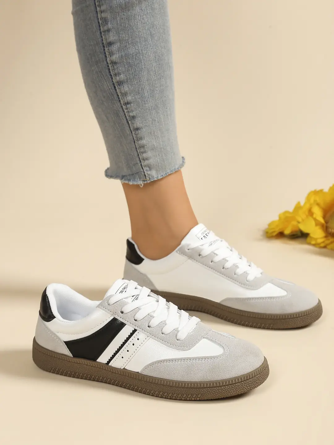 Foreign Trade Thick-Soled Moral Training Shoes for Women 2025 Spring and Summer New Breathable Sports White Shoes Flats-Soled Casual Sneakers Amazon — feature 6