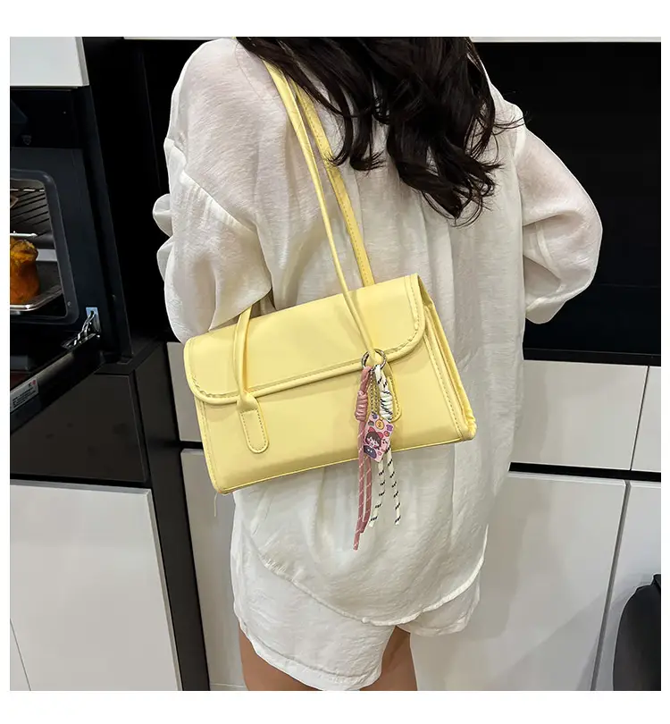 Women's Yellow High-Looking Shoulder Bag with Lash — feature 1