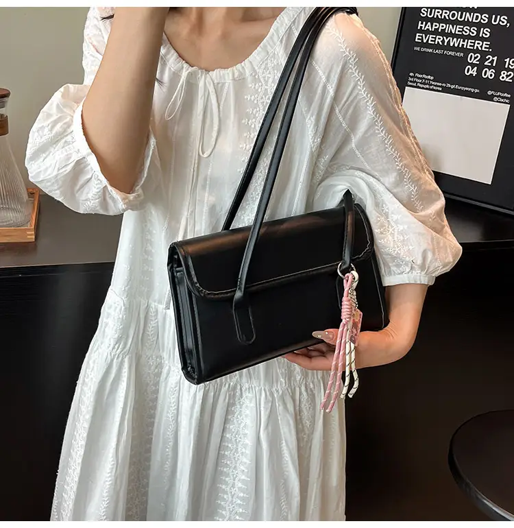 Women's Yellow High-Looking Shoulder Bag with Lash — feature 11