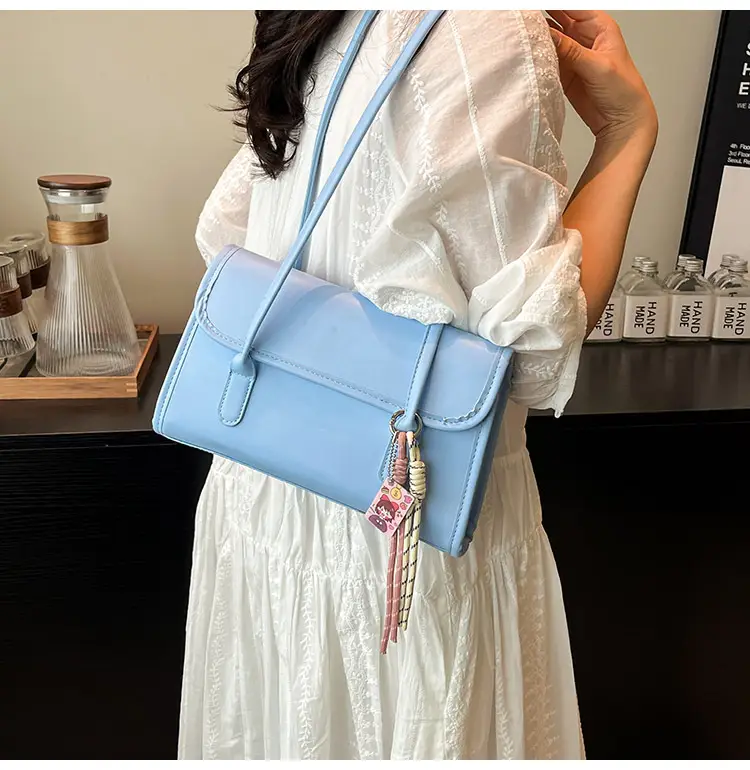 Women's Yellow High-Looking Shoulder Bag with Lash — feature 13