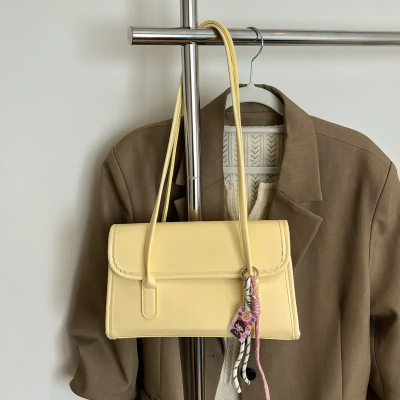 Women's Yellow High-Looking Shoulder Bag with Lash - Image 3