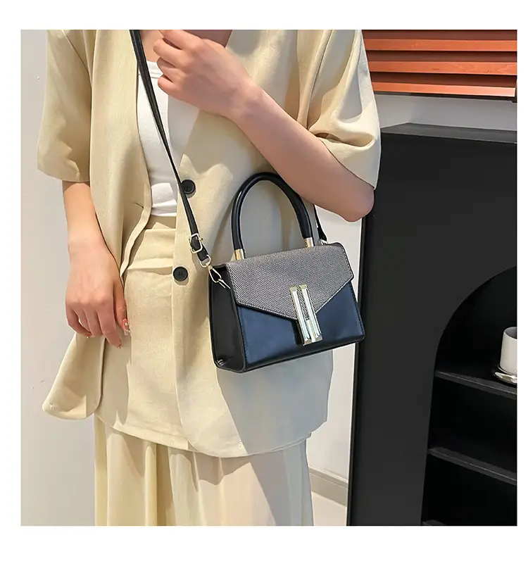 Green Textured Women's Shoulder Bag 2024 New Style — feature 20
