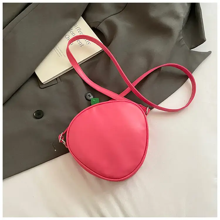 Strawberry Personalized Shoulder Bag for Women — feature 10