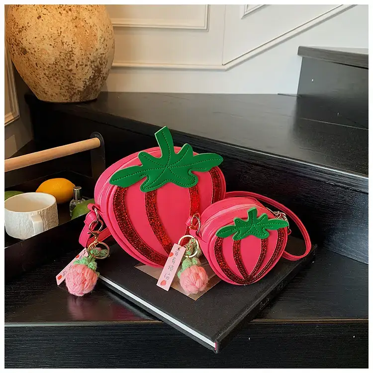 Strawberry Personalized Shoulder Bag for Women — feature 39