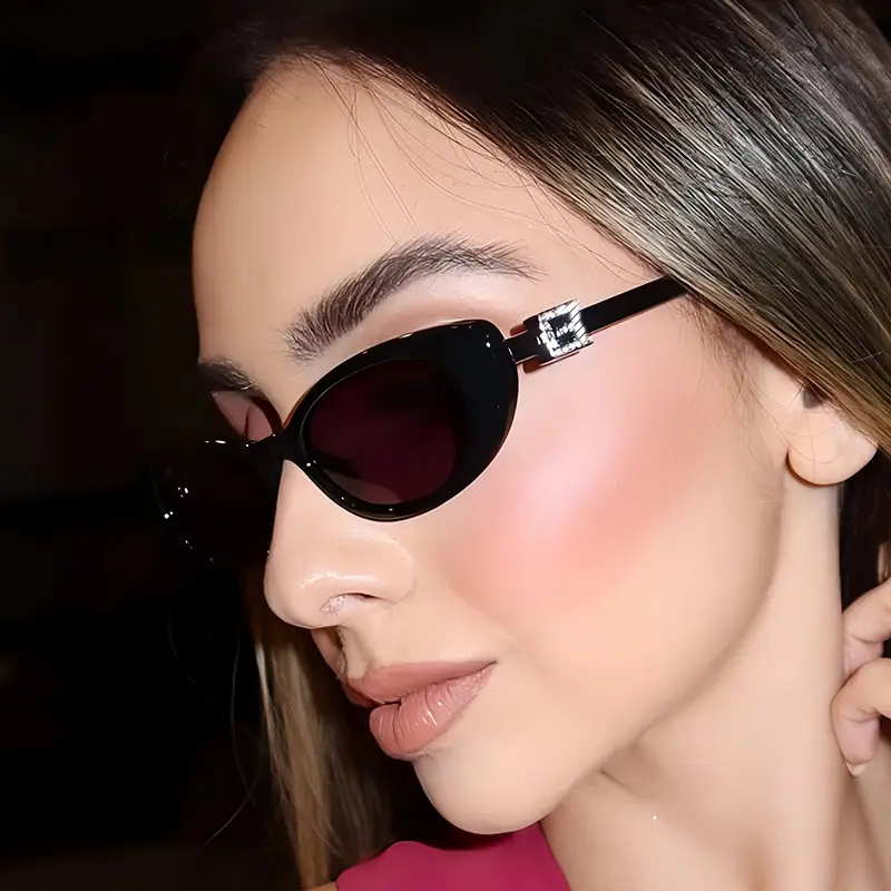 New Fashion Women Sunglasses Cat-Eye Brown Glass — feature 2