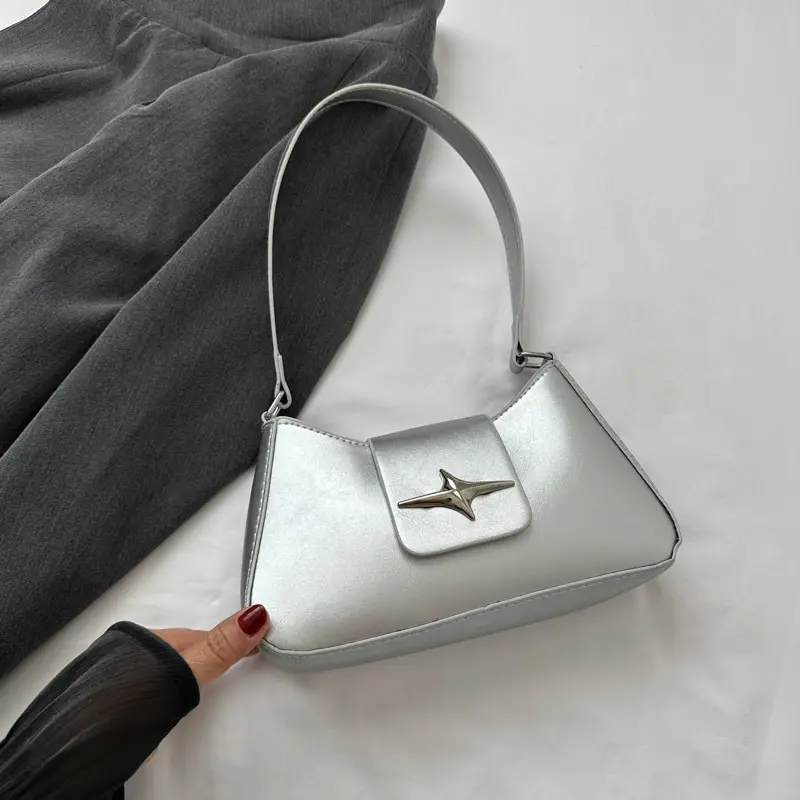 Women's Beige Star Logo Shoulder Bag 2025 - Image 4