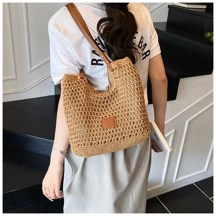Women's Hand-Woven Beach Bag Large Capacity Brown — feature 11