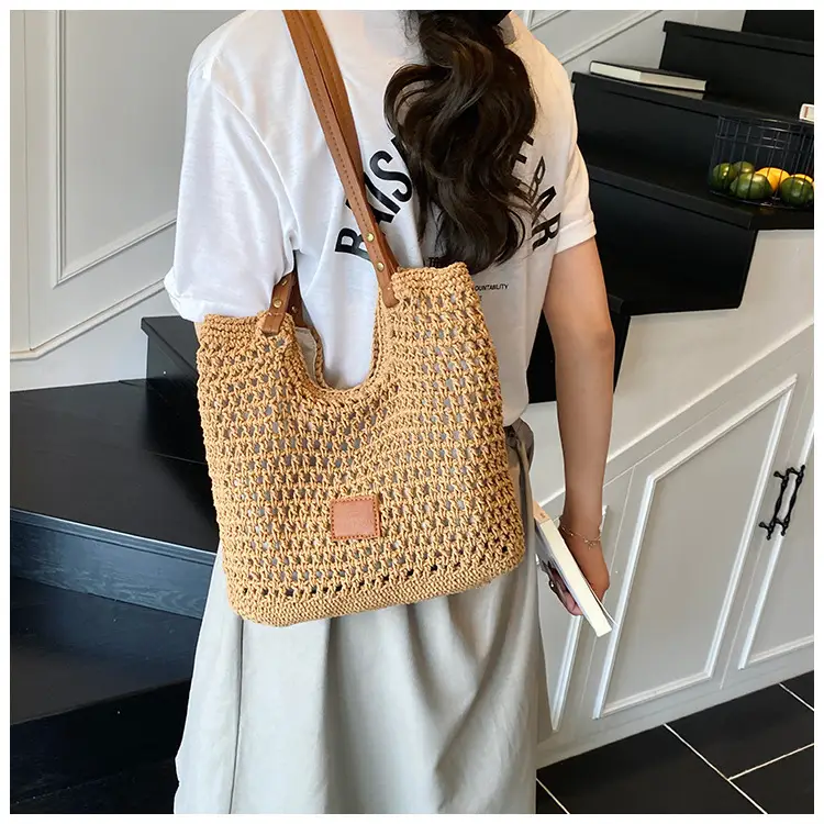 Women's Hand-Woven Beach Bag Large Capacity Brown — feature 9
