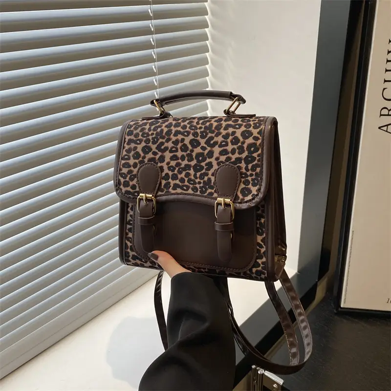 British Retro Leopard Print Shoulder Bag Women's New Fashion - Image 2