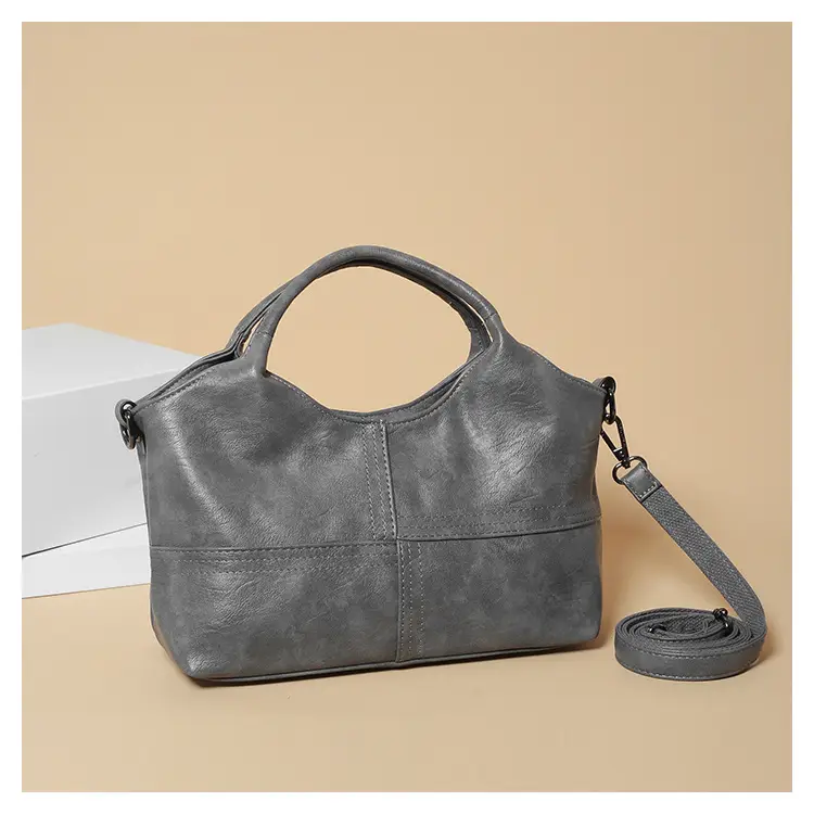 Black Leather Shoulder Bag 2025 Lightweight Commuting — feature 17