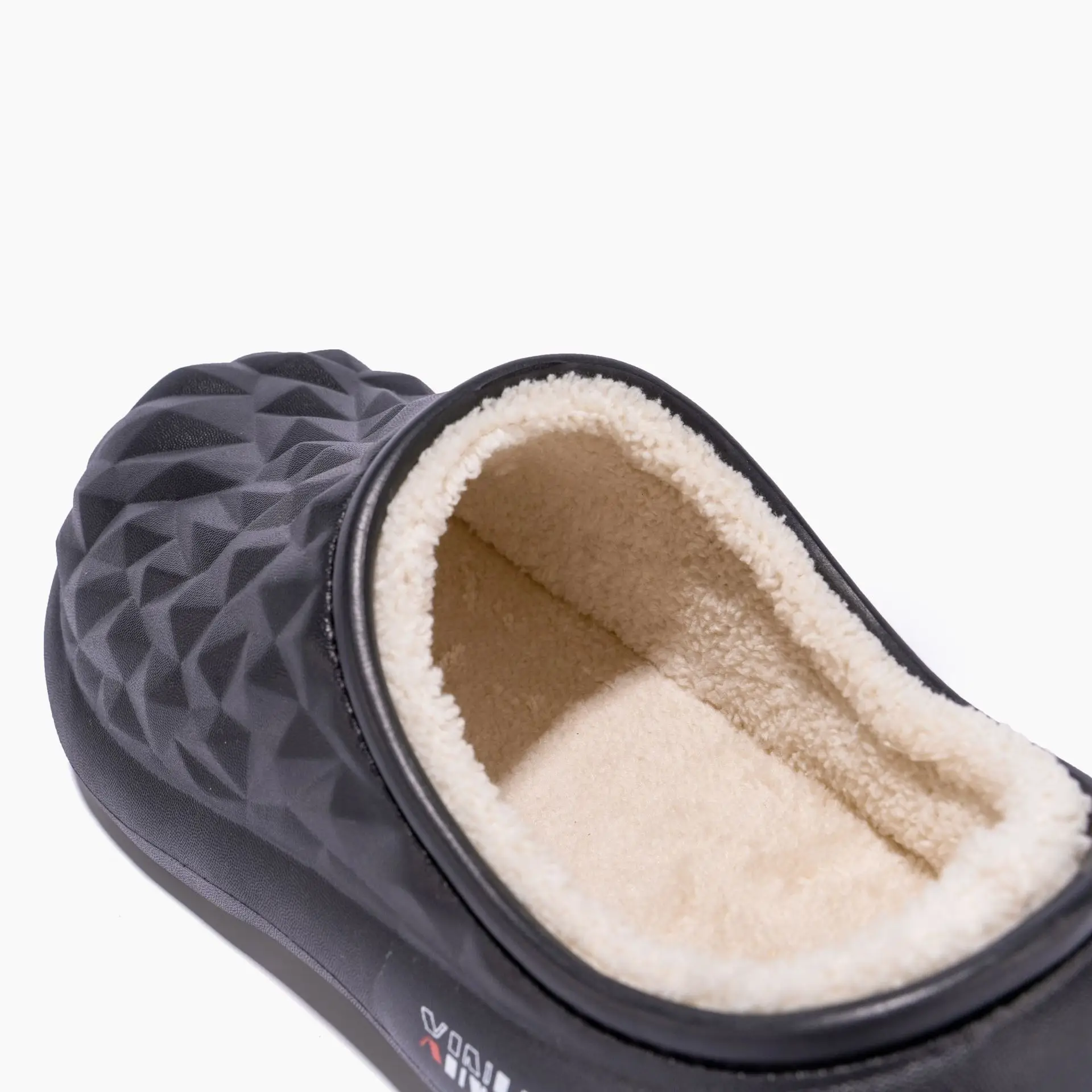 Black Fleece Lined Cotton Slippers for Men Women — feature 6