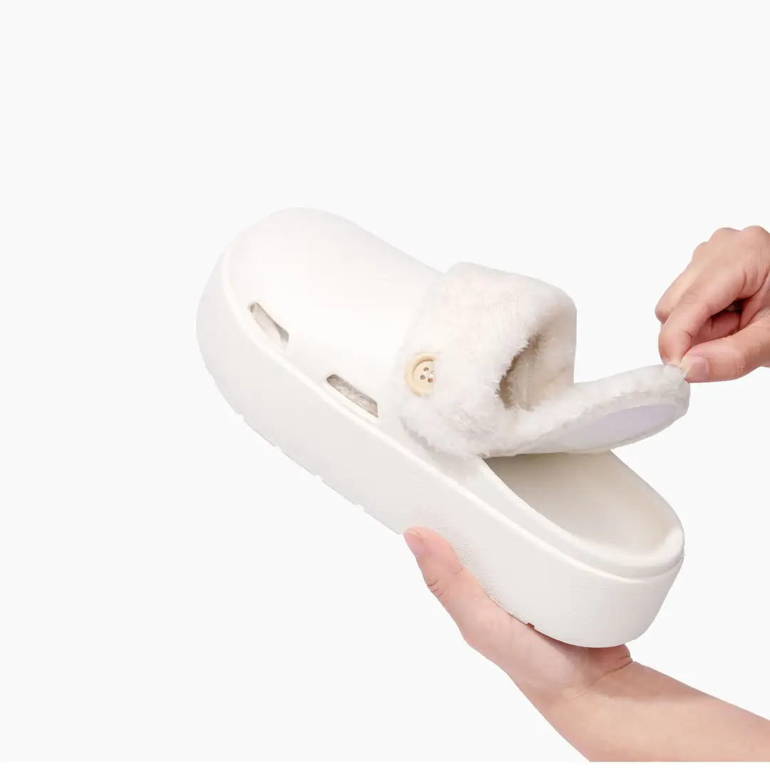2025 New Outdoor Thick-Soled Height-Increasing Furry Shoes for Women, Autumn and Winter Fashionable Warm Plush Cotton Slippers, Internet Celebrity Hot Style - Image 4