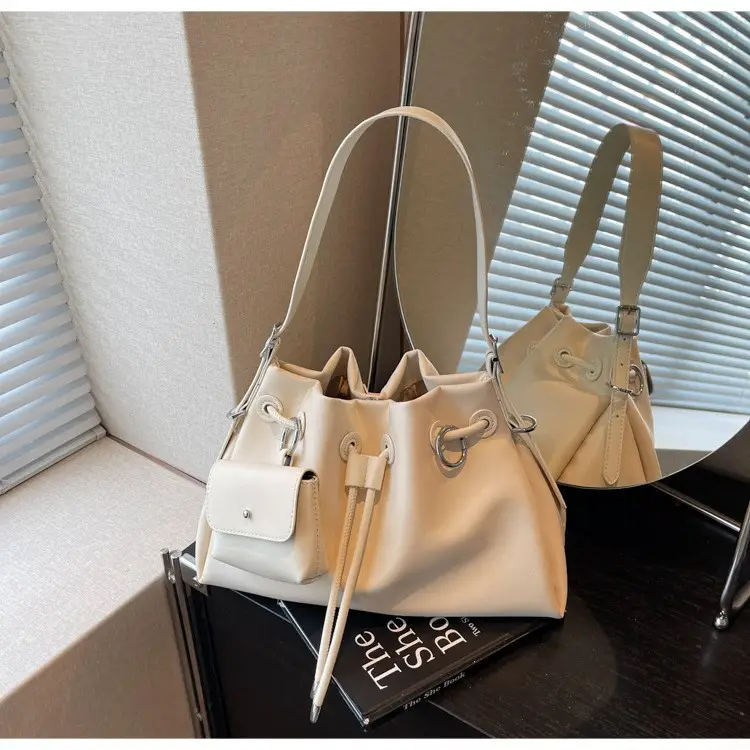 2025 Korean Style Pleated Shoulder Bag Large Capacity