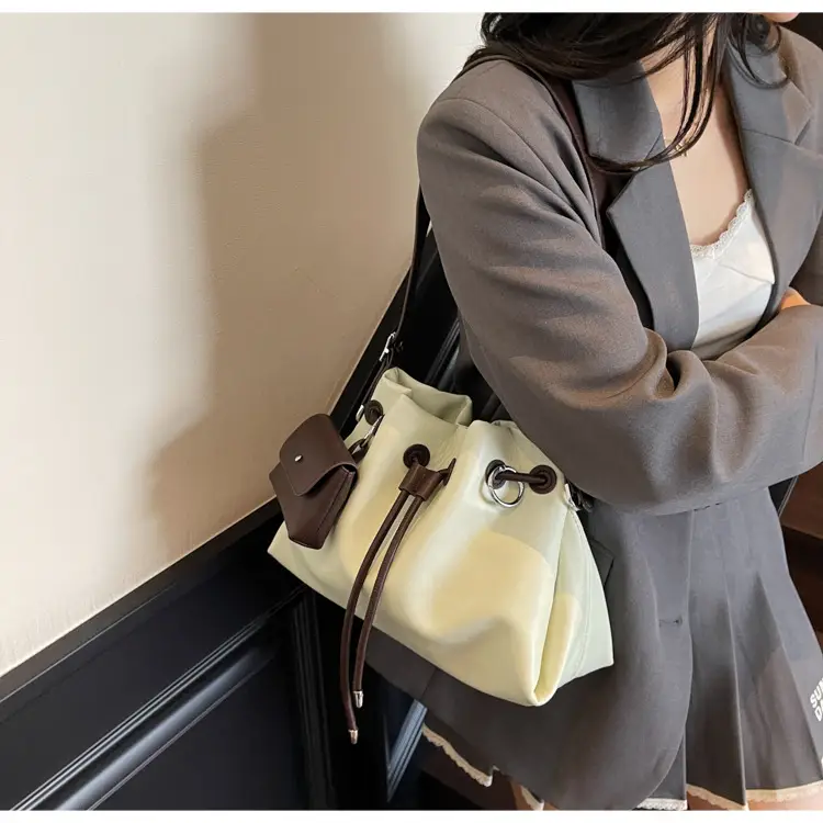 2025 Korean Style Pleated Shoulder Bag Large Capacity — feature 17