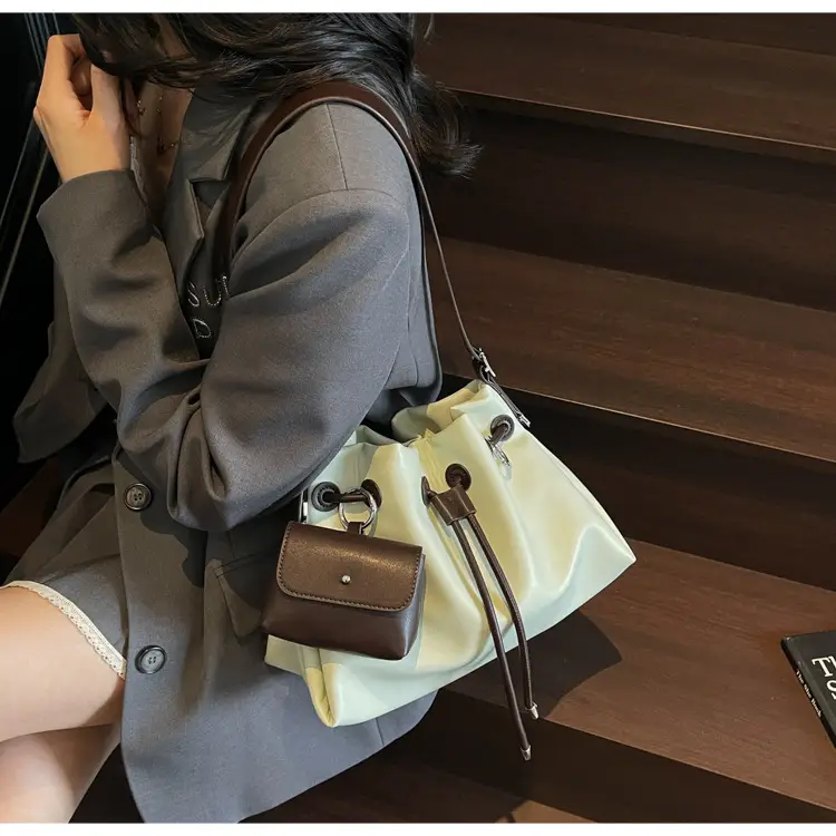 2025 Korean Style Pleated Shoulder Bag Large Capacity — feature 18