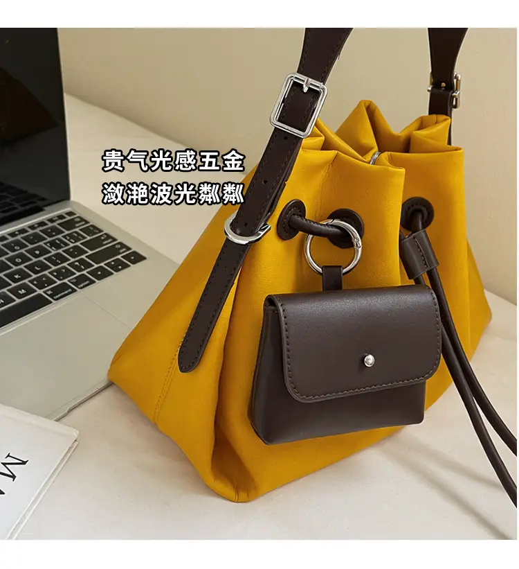 2025 Korean Style Pleated Shoulder Bag Large Capacity — feature 5