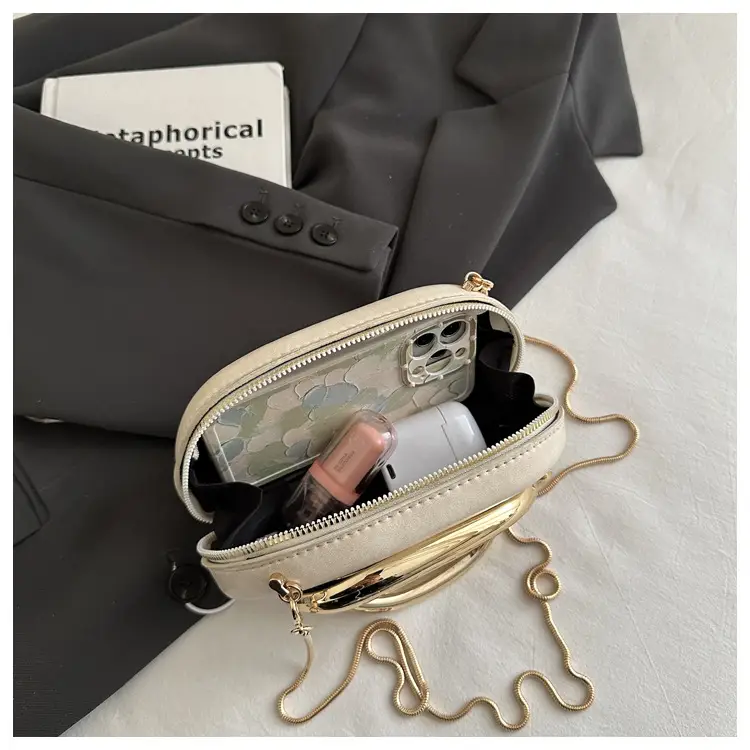 Stylish Red European Clutch Bag for Women — feature 30