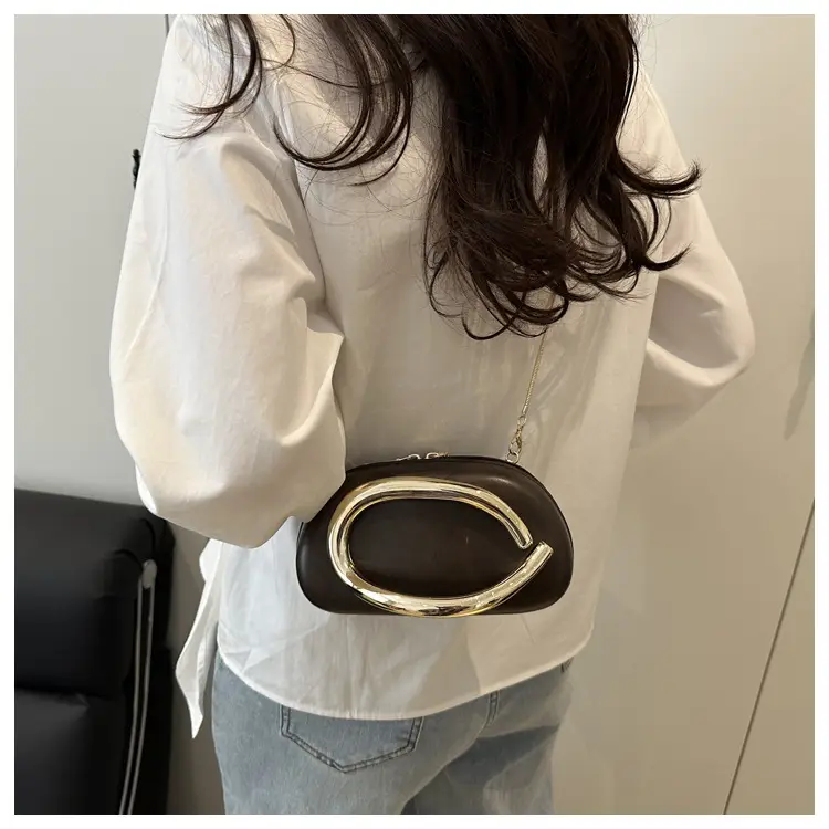 Stylish Red European Clutch Bag for Women — feature 50