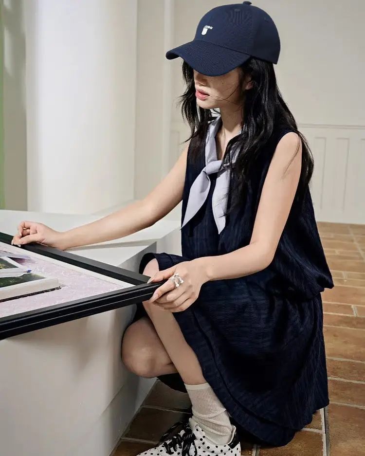 Maroon Korean Style Baseball Cap for Women Spring Summer — feature 2