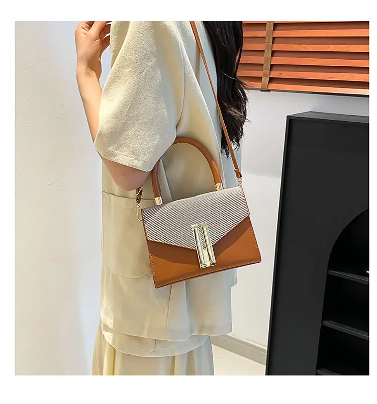 Women's Brown Leather Crossbody Bag with Gold Clasp — feature 23