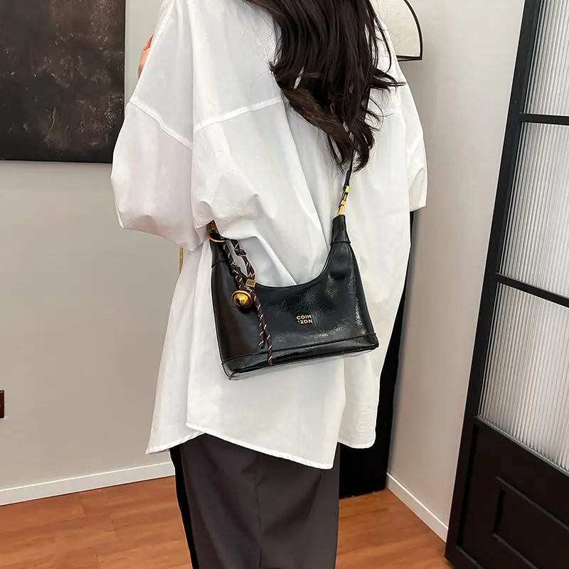 Korean Style Black Leather Handbag for Women 2025 - Image 8