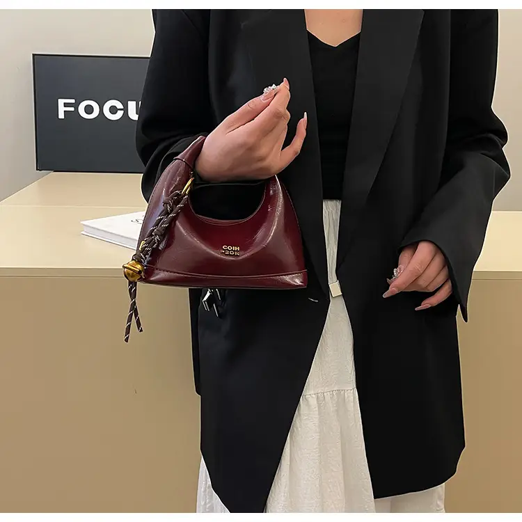 Korean Style Black Leather Handbag for Women 2025 â feature 13