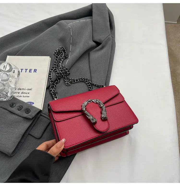 Red Chain Crossbody Bag for Women 2025 - Image 12