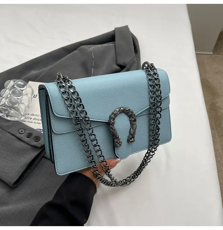 Red Chain Crossbody Bag for Women 2025 - Image 7