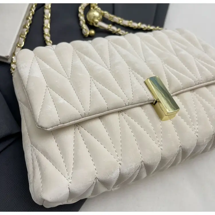 Women Pleated Chain Shoulder Bag Cream Summer 2024 — feature 16