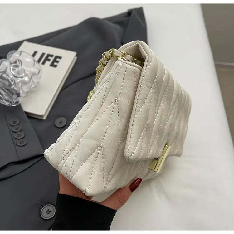 Women Pleated Chain Shoulder Bag Cream Summer 2024 — feature 19