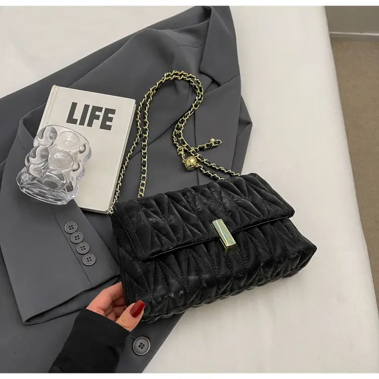 Women Pleated Chain Shoulder Bag Cream Summer 2024 — feature 24