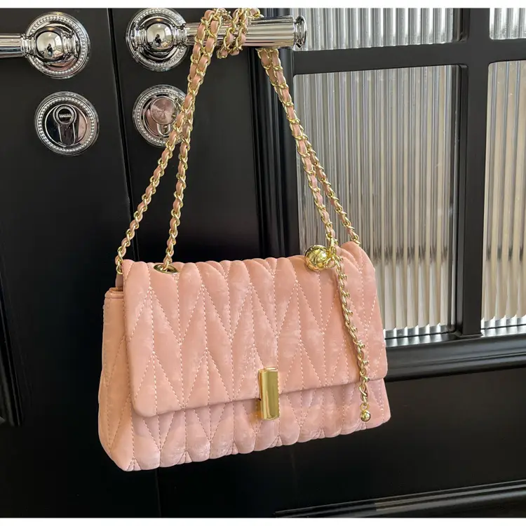 Women Pleated Chain Shoulder Bag Cream Summer 2024 — feature 26