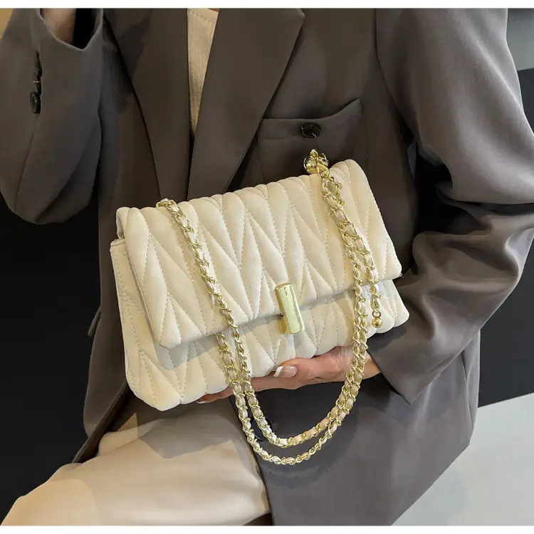 Women Pleated Chain Shoulder Bag Cream Summer 2024 — feature 27